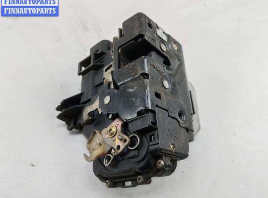 купить Замок двери передней левой на Audi A4 B6 (2001-2004)
