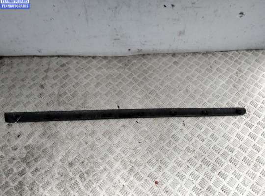 купить Молдинг двери передней левой на Peugeot 307