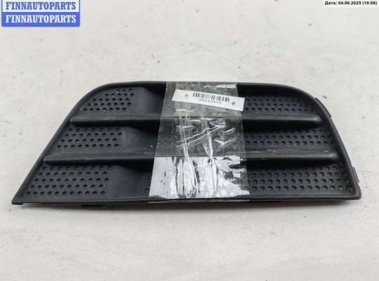 Рамка фары противотуманной правой FO1832964 на Ford Fusion