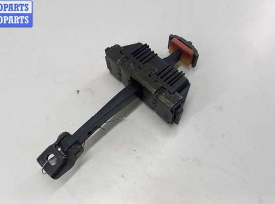 купить Ограничитель открывания двери задней на BMW 5 E60/E61 (2003-2010)