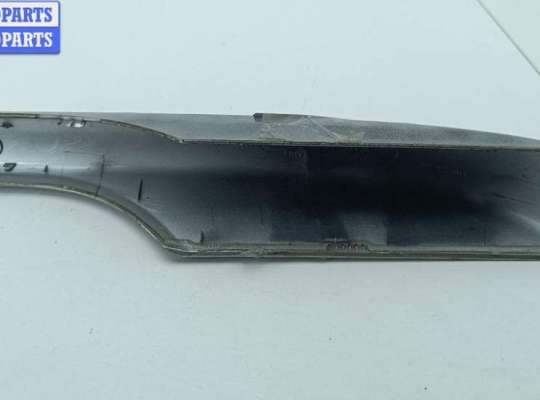 купить Накладка (заглушка) рейлинга на Peugeot 307