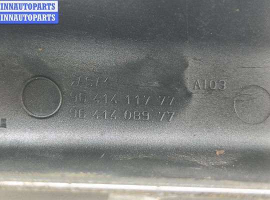 купить Накладка (заглушка) рейлинга на Peugeot 307