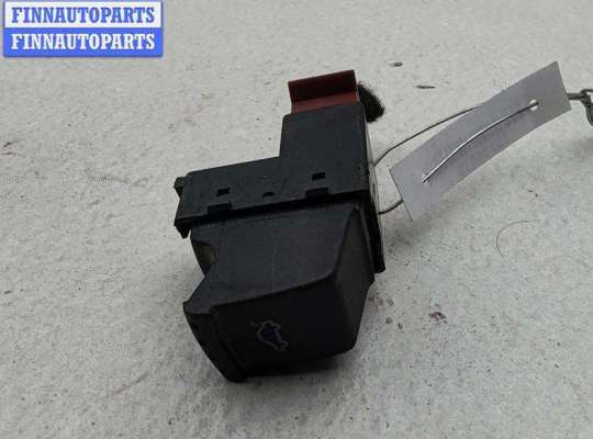 купить Кнопка открывания багажника на Volkswagen Passat B5+ (GP)