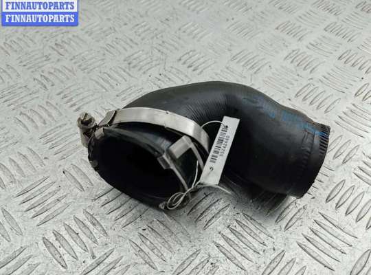 купить Патрубок интеркулера на Volkswagen Golf-5