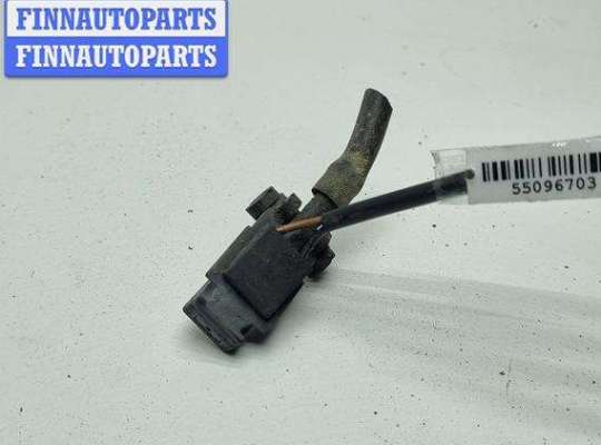 Форсунка омывателя фары / стекла на Volkswagen Passat B5 (3B) 