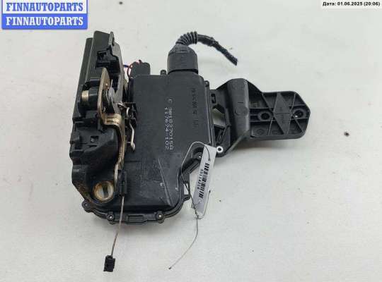 купить Замок двери передней левой на Volkswagen Passat B5+ (GP)
