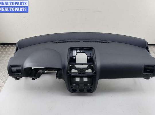 купить Панель приборная (торпедо) на Volkswagen Golf-5
