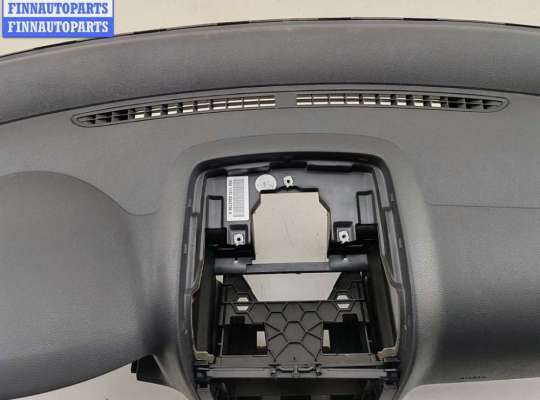 купить Панель приборная (торпедо) на Volkswagen Golf-5