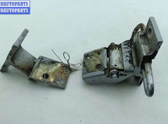 купить Петля двери передней левой на Audi A6 C4 (1994-1997)