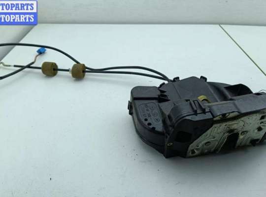 купить Замок двери задней левой на Mercedes C-Class W203 (2000-2006)