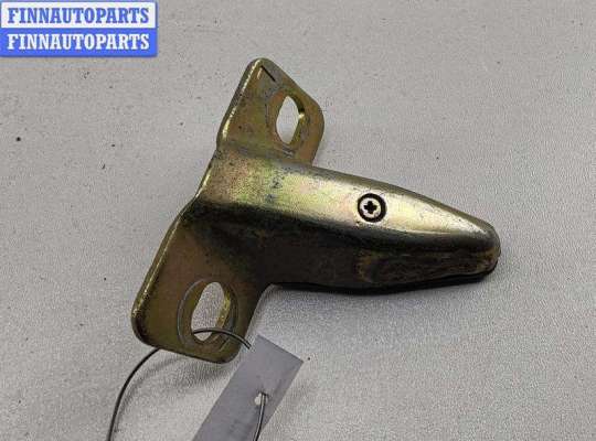 купить Ответная часть (скоба) замка двери на Volkswagen Transporter T4