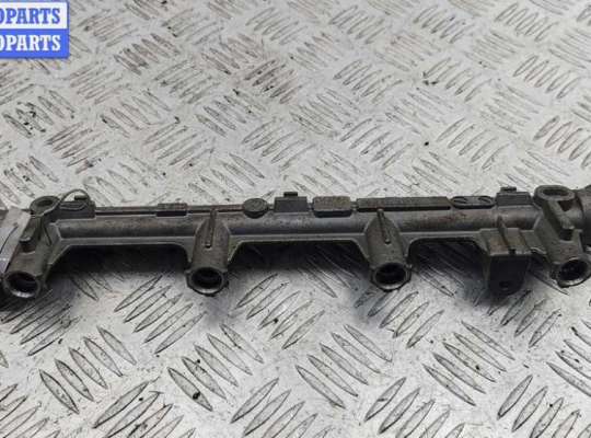 Купить Рампа (рейка) топливная на Fiat Stilo Рампа (рейка) топливная FT546173 на Fiat Stilo
