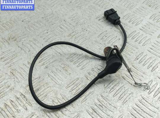купить Датчик положения коленвала на Volkswagen Passat B5