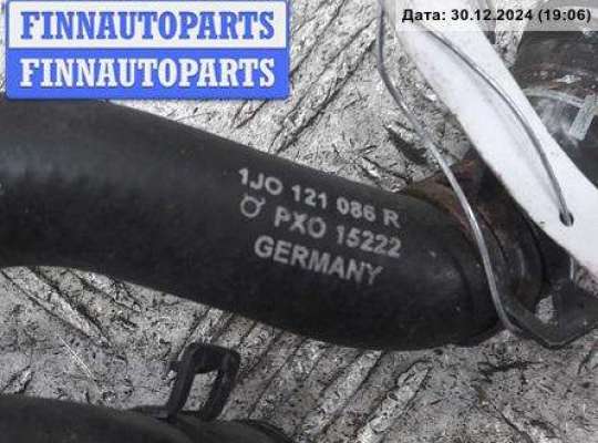купить Патрубок на Volkswagen Golf-4