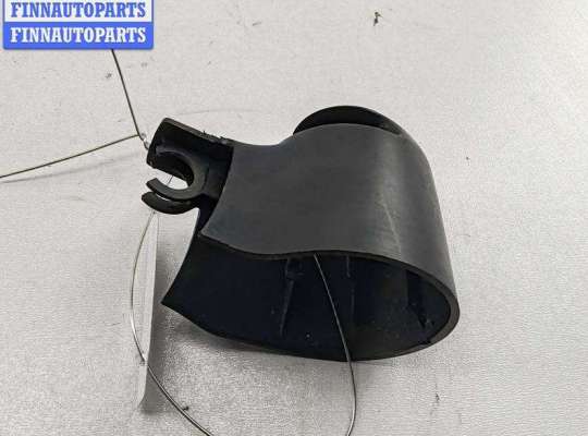 купить Крышка поводка стеклоочистителя на Volkswagen Passat B6