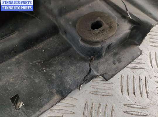 купить Рамка передняя (панель кузовная, телевизор) на Volkswagen Passat B6