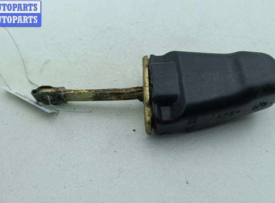 купить Ограничитель открывания двери задней на Volkswagen Passat B4