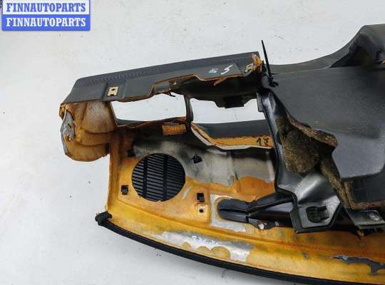 Панель передняя салона (Торпедо) на Mercedes-Benz 190 (W201)