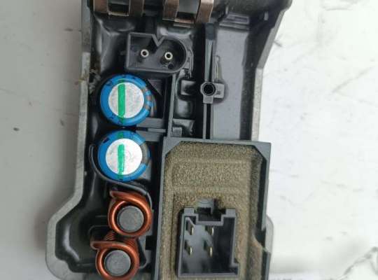 купить Сопротивление отопителя на Mercedes W203 (C)