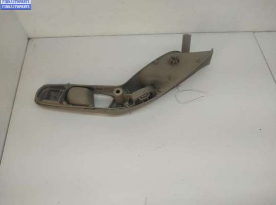 купить Ручка двери внутренняя передняя правая на Volkswagen Passat B4