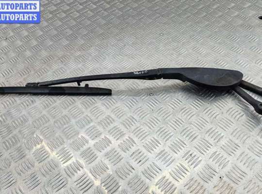 Купить Щеткодержатель (поводок стеклоочистителя) передний на BMW 5 E39 (1995-2003) Щеткодержатель (поводок стеклоочистителя) передний BM3547813 на BMW 5 E39 (1995-2003)