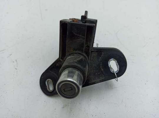 Кнопка открывания багажника OP2193412 на Opel Omega B (1994-2003)