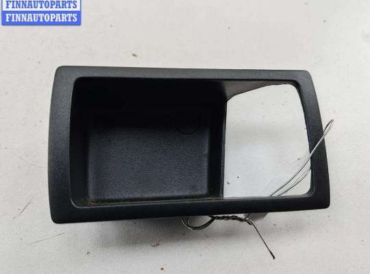 купить Накладка на ручку двери на Ford Mondeo III (2000-2007)