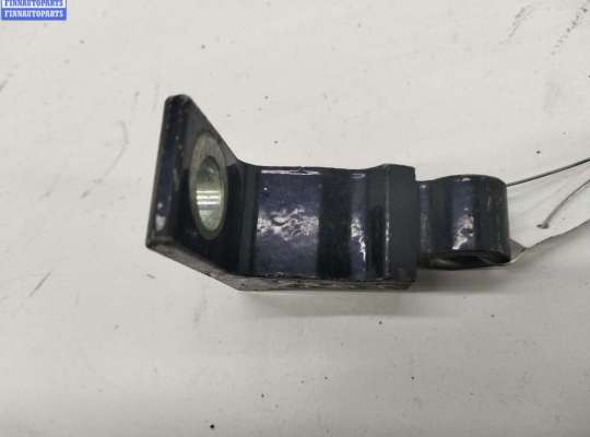 купить Петля двери задней правой на Audi A4 B8 (2007-2015)