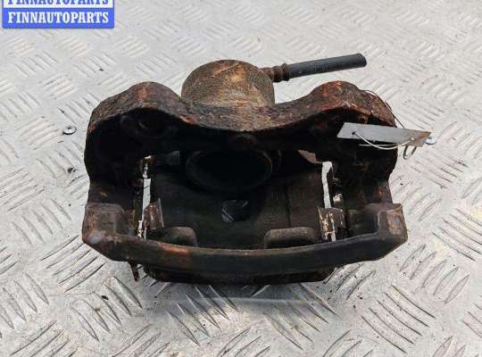 купить Суппорт передний правый на Nissan Tiida