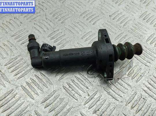 купить Цилиндр сцепления рабочий на Volkswagen Bora