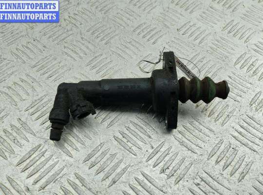 купить Цилиндр сцепления рабочий на Volkswagen Bora