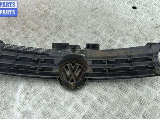 купить Решетка радиатора на Volkswagen Golf-4