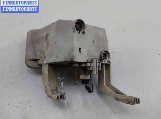 Фара противотуманная (ПТФ) на Opel Vectra B