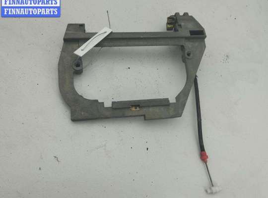 Корпус (держатель) ручки двери задней левой BM3673037 на BMW 5 E39 (1995-2003)