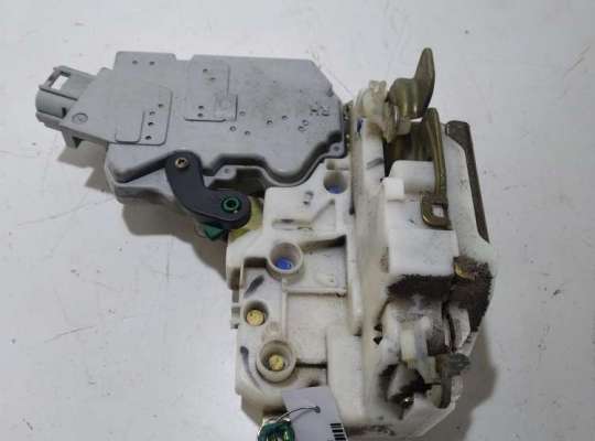 купить Замок двери передней правой на Nissan Primera P11 (1996-1999)