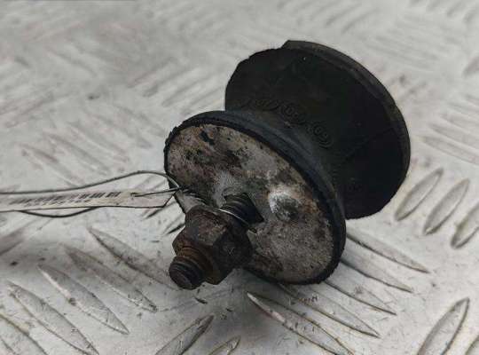 купить Подушка крепления КПП на BMW 5 E39 (1995-2003)