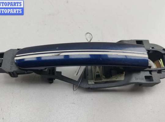 купить Ручка двери наружная передняя правая на Volkswagen Bora