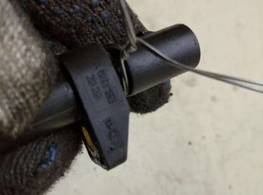 купить Датчик положения коленвала на Mercedes Sprinter W906 (2006-2018)