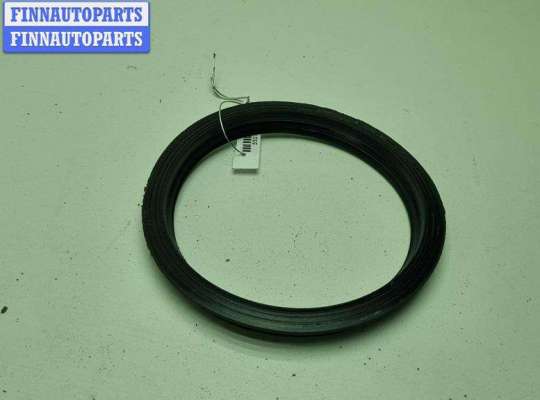 купить Уплотнитель на Volkswagen Touran