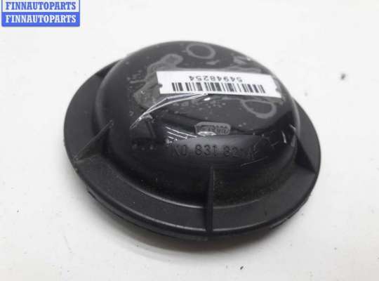 купить Накладка декоративная на Volkswagen Golf-5