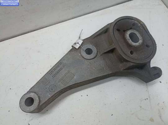 Кронштейн КПП на Opel Meriva A