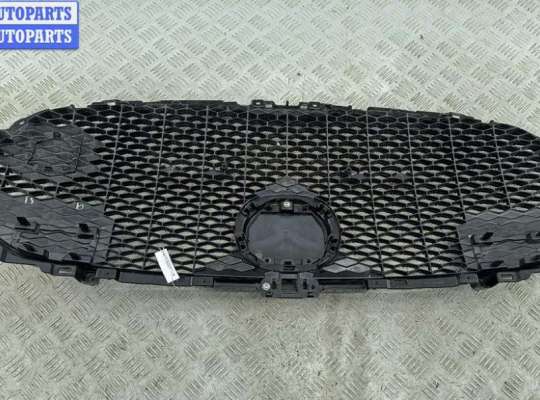 купить Решетка радиатора на Mazda 3 (2018- ) BP
