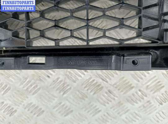 купить Решетка радиатора на Mazda 3 (2018- ) BP