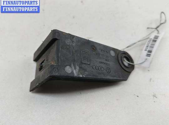 Кронштейн прочее на Volkswagen Transporter T4