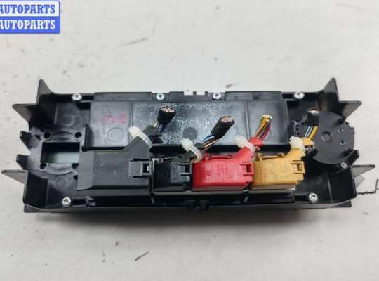 купить Переключатель отопителя на Volkswagen Bora