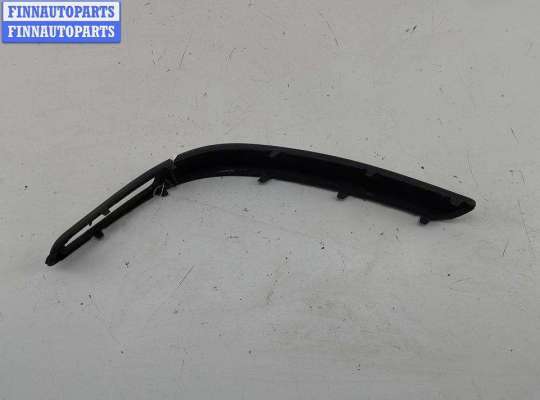 купить Молдинг бампера переднего на Volvo S40 / V40 (1995-2004)