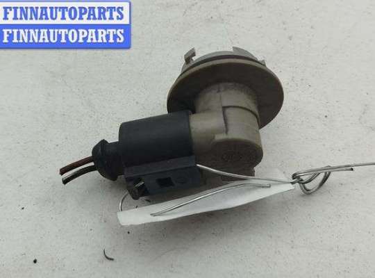 купить Патрон лампы указателя поворота на Volkswagen Sharan (1995-2000)