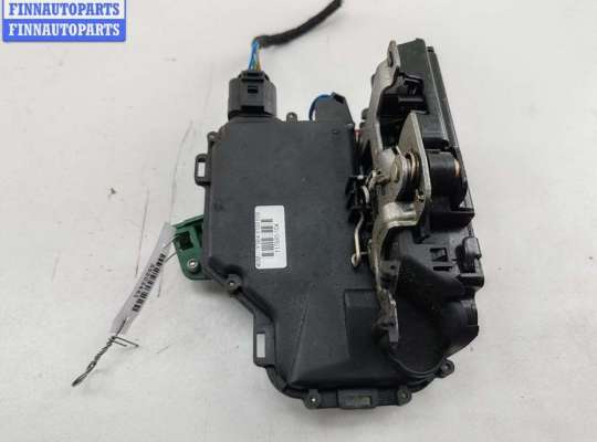 купить Замок двери задней правой на Volkswagen Bora