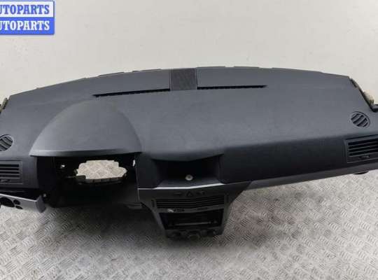 купить Панель приборная (торпедо) на Opel Astra H (2004-2009)