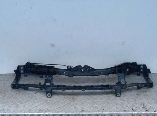 Рамка передняя (панель кузовная, телевизор) FO1980736 на Ford Focus II (2004-2011)